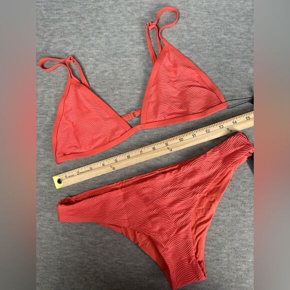 Tavik Jett Triangle Bikini Set Women's Large Camellia Nylon Stretch Swimwear - Picture 2 of 6